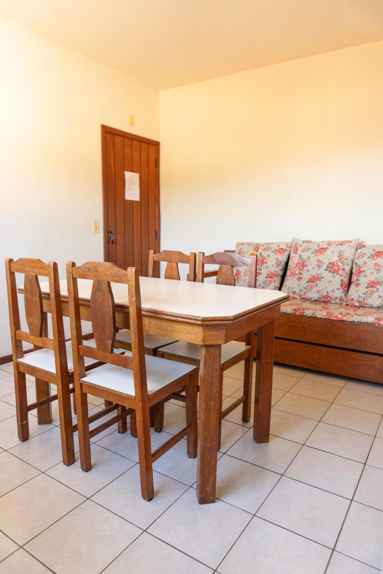 Residencial Kremer Apartamento *